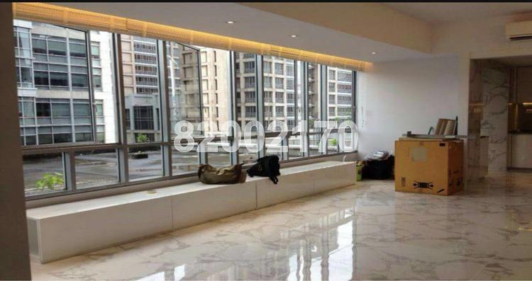 UE Square thumbnail photo